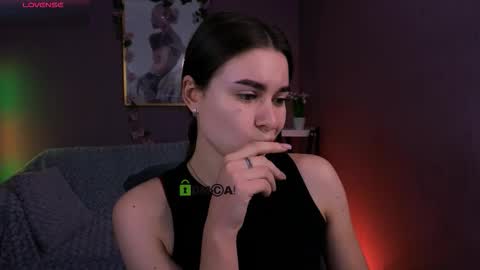 Snapshot of flora_ri chatting on January 2026 10:21:02 AM just ask me online show from January 2026 10:21:02 AM