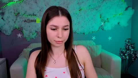 Snapshot of flora_ri chatting on April 2026 12:38:02 PM just ask me online show from April 2026 12:38:02 PM