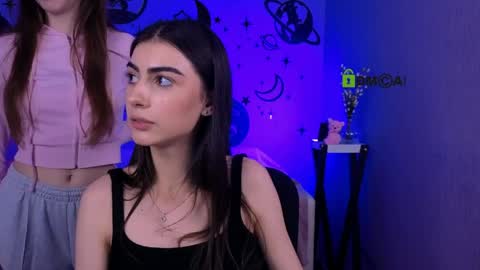 Snapshot of flora_ri chatting on April 2026 12:29:02 PM just ask me online show from April 2026 12:29:02 PM