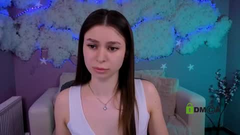 Snapshot of flora_ri chatting on April 2026 09:29:01 AM just ask me online show from April 2026 09:29:01 AM