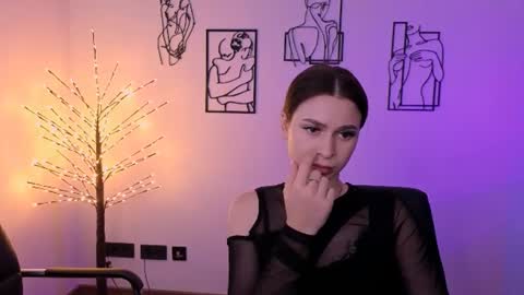 Snapshot of flora_ri chatting on July 2026 09:13:01 AM just ask me online show from July 2026 09:13:01 AM