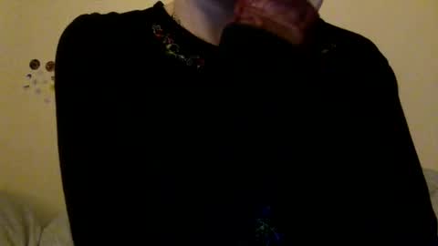 Snapshot of floraexploration chatting on December 2024 11:31:02 PM floraexploration online show from December 2024 11:31:02 PM