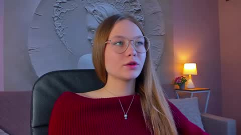 Snapshot of floralarsson chatting on May 2026 03:41:02 PM hey there guys im Flora no not the one from WInx. But I love magical stuff and especially I love nature. I dont know I thin online show from May 2026 03:41:02 PM