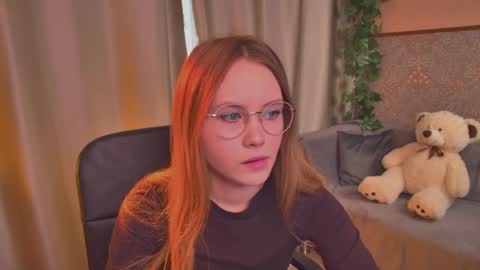 Snapshot of floralarsson chatting on June 2026 10:26:01 AM hey there guys im Flora no not the one from WInx. But I love magical stuff and especially I love nature. I dont know I thin online show from June 2026 10:26:01 AM