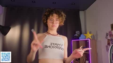 Snapshot of florenceherrick chatting on December 2025 06:12:02 PM Margo online show from December 2025 06:12:02 PM