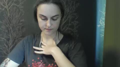 Snapshot of flower_bluee chatting on April 2026 07:30:01 AM Ambika 3 online show from April 2026 07:30:01 AM