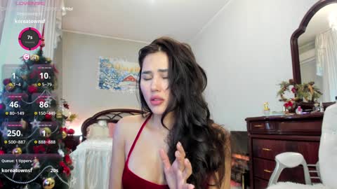 Nicole online show from December 2024 11:14:02 AM