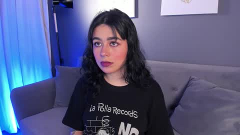 Its a pleasure to meet you. Im Flower. Help me reach 1k. Follow me. online show from November 2025 11:43:02 AM