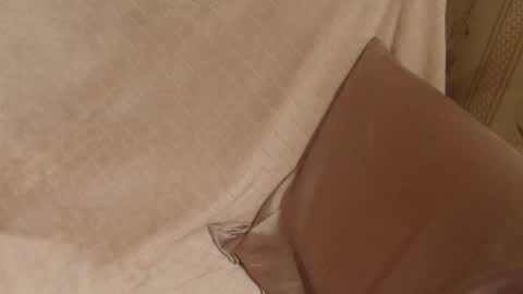 say meow and send tip  online show from January 2026 04:28:02 AM