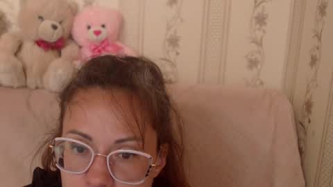 Snapshot of flowercandydoll chatting on May 2026 11:17:01 AM say meow and send tip online show from May 2026 11:17:01 AM