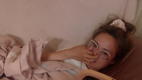 say meow and send tip  online show from June 2026 03:54:01 PM