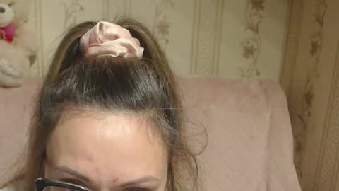 say meow and send tip  online show from November 2025 04:07:02 PM