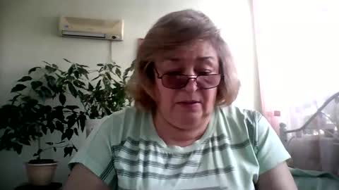 Flowerlower online show from February 2025 09:52:02 AM