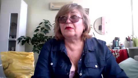 Flowerlower online show from March 2025 10:56:02 AM