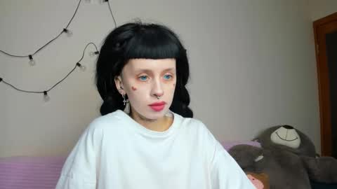 Snapshot of flowerofsin2001 chatting on September 2025 12:38:02 PM Flower online show from September 2025 12:38:02 PM