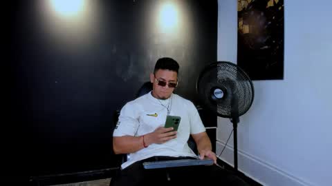 floyd online show from April 2026 09:53:01 PM