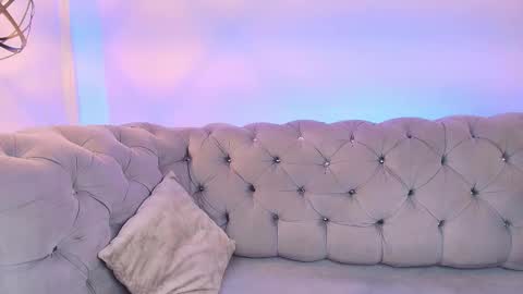  FLUFFY BUBBLE  online show from September 2025 03:40:01 AM