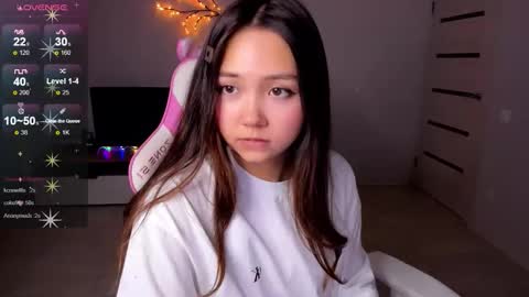 Snapshot of fluffy_rose chatting on September 2025 02:33:01 PM Rose online show from September 2025 02:33:01 PM