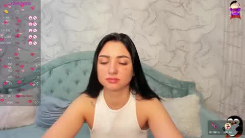 Lina online show from November 2025 11:49:02 PM