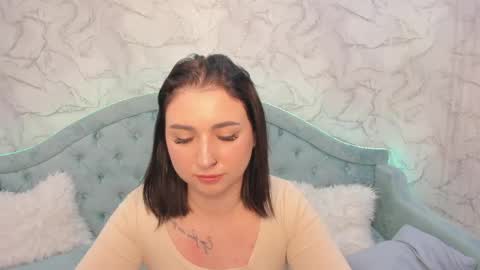 Snapshot of flufyfoxx chatting on April 2026 02:51:02 AM Lina online show from April 2026 02:51:02 AM