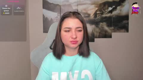 Snapshot of flufyfoxx chatting on April 2026 12:48:01 AM Lina online show from April 2026 12:48:01 AM