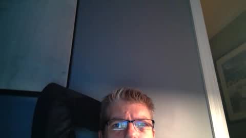 Snapshot of fluidconscience chatting on December 2024 04:03:02 AM FluidConscience online show from December 2024 04:03:02 AM