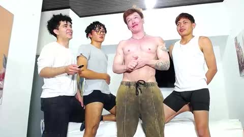 flyckers online show from November 2025 10:21:02 PM