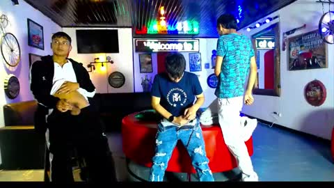 flyckers online show from April 2026 12:13:01 PM