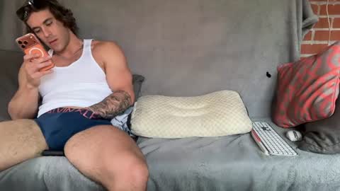 Snapshot of flyerstud_mtl chatting on June 2026 11:53:02 PM FlyerStud Mtl online show from June 2026 11:53:02 PM