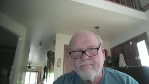 Snapshot of foc1857 chatting on May 2026 08:47:01 PM tom online show from May 2026 08:47:01 PM