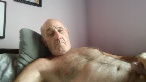 Snapshot of follador1001 chatting on July 2026 10:54:02 AM follador1001 online show from July 2026 10:54:02 AM