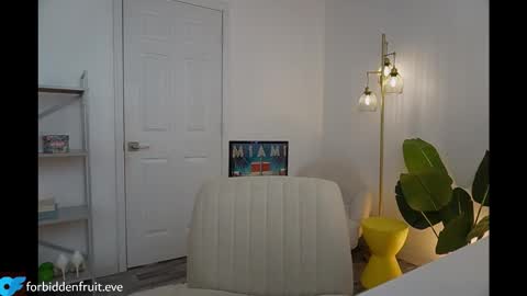 forbiddenfruit_eve online show from February 2026 05:28:01 PM