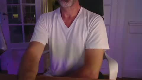 Snapshot of foreign_off chatting on January 2025 02:49:02 AM Foreign Off online show from January 2025 02:49:02 AM