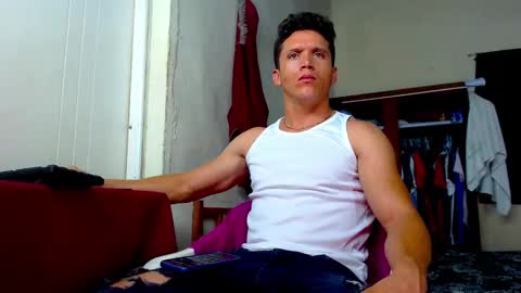 Frank online show from September 2025 01:07:01 AM