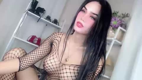 KHATRINA STACIE MARIE online show from April 2026 01:11:02 AM