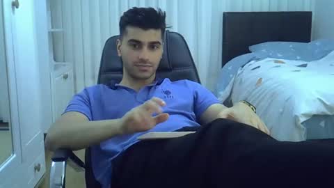 Snapshot of fortiori8 chatting on November 2025 06:18:02 PM fortiori8 online show from November 2025 06:18:02 PM