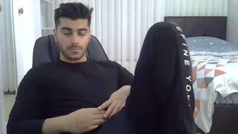 Snapshot of fortiori8 chatting on November 2025 07:25:02 PM fortiori8 online show from November 2025 07:25:02 PM