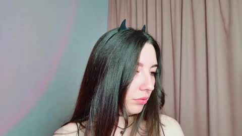 Lily online show from October 2025 01:17:01 AM