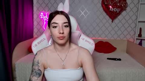 Snapshot of foryoureyesonly__ chatting on March 2026 05:44:01 AM Lily online show from March 2026 05:44:01 AM