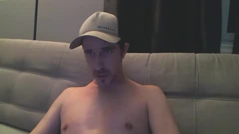 fouraide42 online show from February 2025 09:42:01 AM