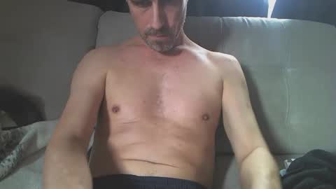 fouraide42 online show from March 2025 03:45:02 PM