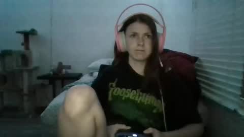 foursknfairy online show from April 2026 12:14:02 AM