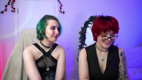 Snapshot of fox_and_dog chatting on March 2026 09:09:01 PM Senya subscribe to telegram channel online show from March 2026 09:09:01 PM