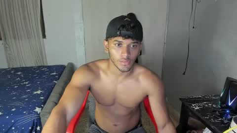 Snapshot of fox_evans chatting on June 2026 08:54:01 PM Fox online show from June 2026 08:54:01 PM