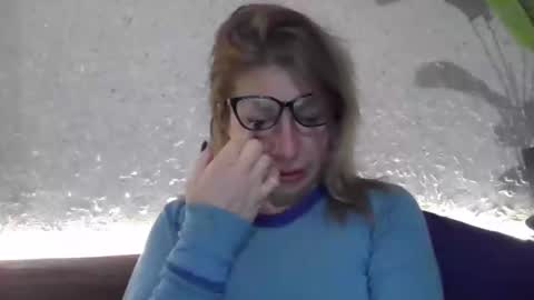 Snapshot of fox_red_lady7 chatting on December 2024 09:28:01 PM fox_red_lady7 online show from December 2024 09:28:01 PM