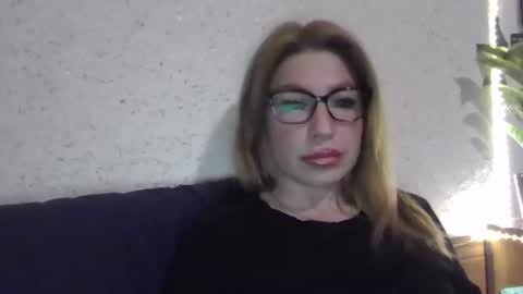 Snapshot of fox_red_lady7 chatting on January 2025 06:10:01 PM fox_red_lady7 online show from January 2025 06:10:01 PM