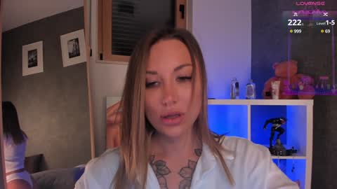 Snapshot of foxe_sailey chatting on December 2024 06:59:02 PM Fox love you online show from December 2024 06:59:02 PM