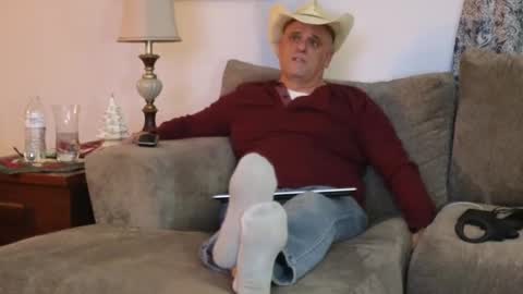 Hunter online show from December 2024 03:58:02 AM