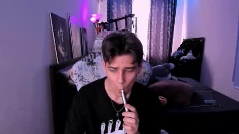 Snapshot of foxicfu chatting on March 2026 08:40:01 AM Foxicfu online show from March 2026 08:40:01 AM