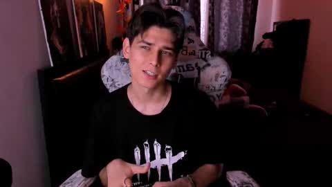 Snapshot of foxicfu chatting on March 2026 11:48:02 AM Foxicfu online show from March 2026 11:48:02 AM